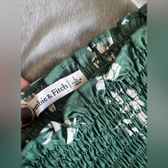 Abercrombie Long Sleeved Smocked Wrap Front Top, size L - Picture 3 of 8